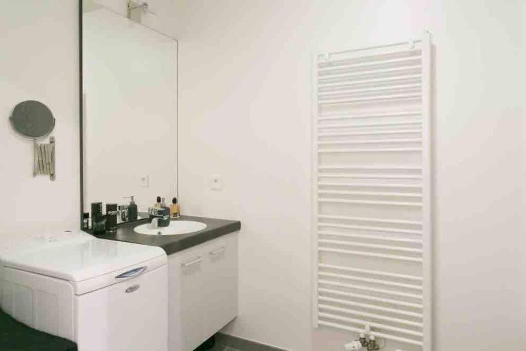 Appartement Cozy & Quiet Getaway Just 300M From Paris With Free Private Parking à Gentilly Extérieur photo